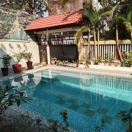 Room 7 - Studio In A Villa 5Mn Walk From The Royal Palace With Swimming Pool Phnom Penh Exterior foto